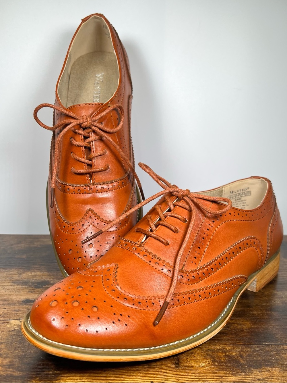 🍂 ‘Wanted’ Women’s Sz 10 Preppy Wingtip Babe Heeled Fall Loafers Cognac Brown